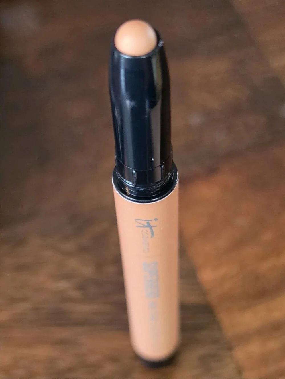 It No-Tug Shadow Stick - Tough Tan
